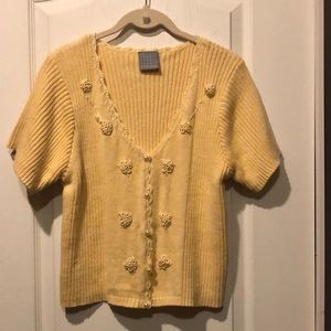 RABBIT DESIGNS EMBROIDERED S/S SWEATER